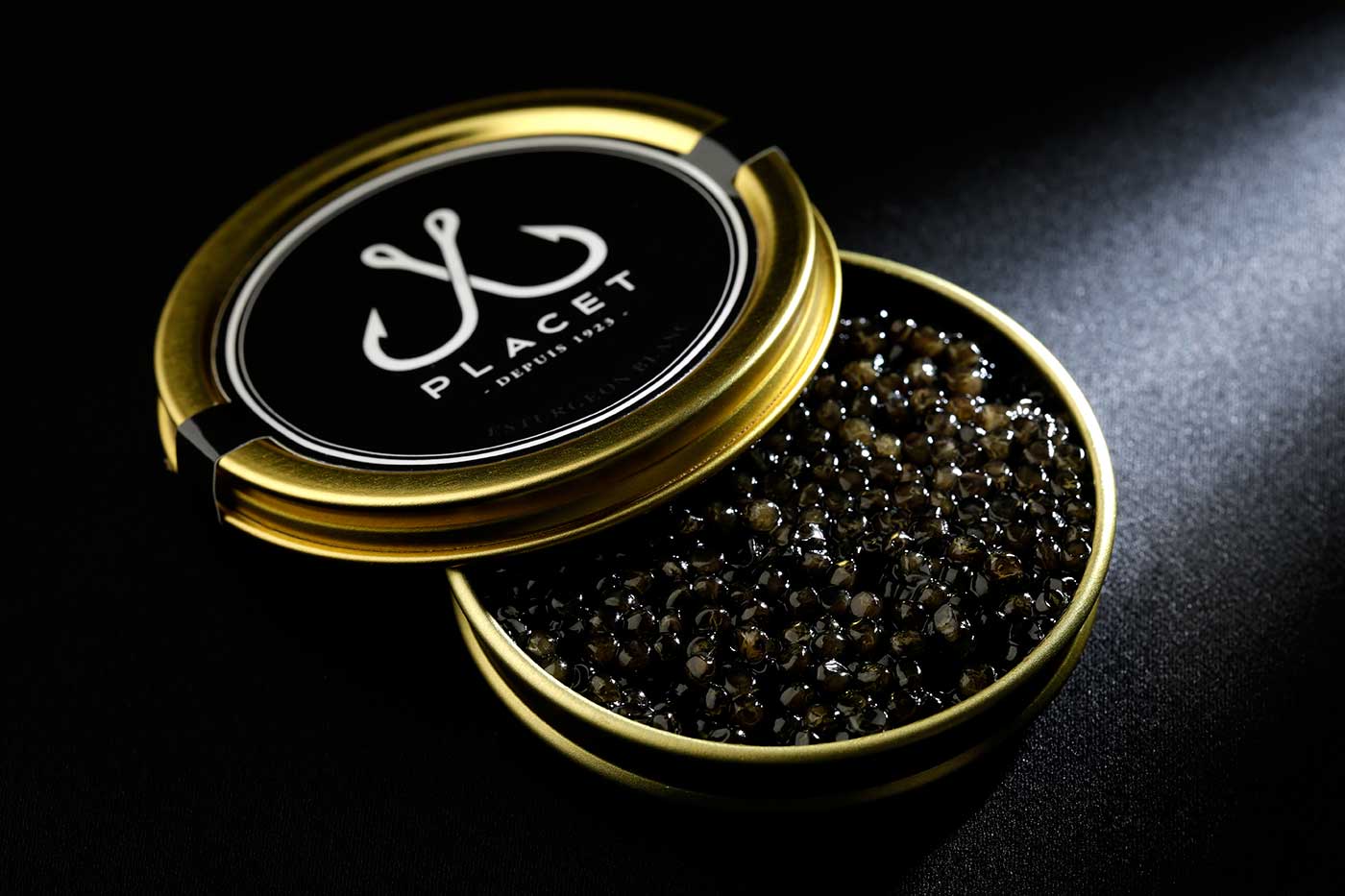 Caviar, shooting packaging